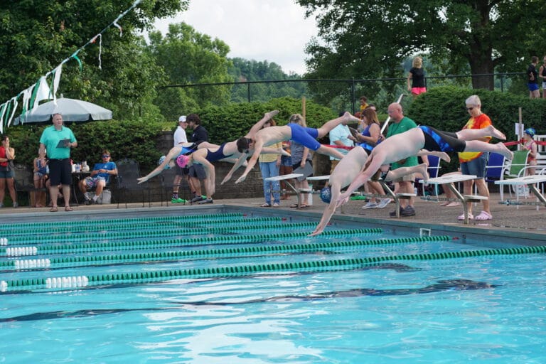 swim race start